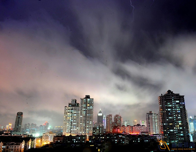 安防監控設備如何防雷雨？